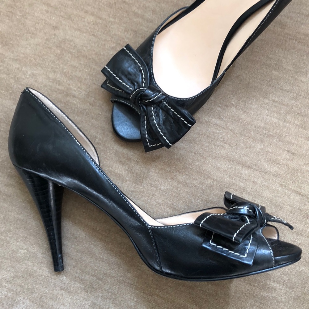 Guess Black Leather D’Orsay PeepToe Bow Heels EUC - Picture 5 of 6
